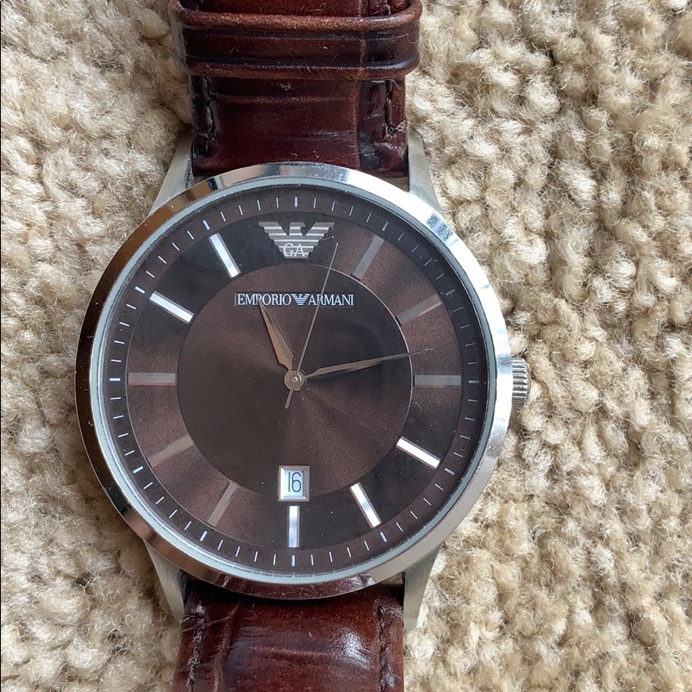 Armani Watch - Brown leather strap 43mm